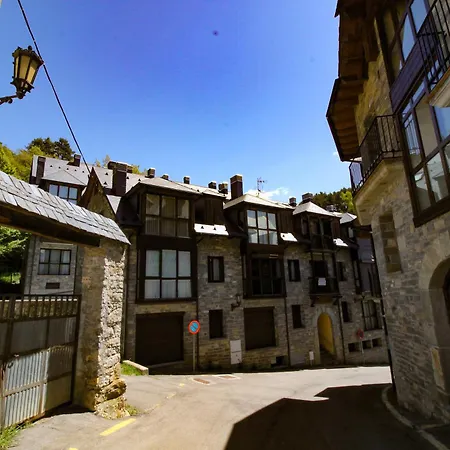 Ermita De San Juan Appartement Tramacastilla de Tena