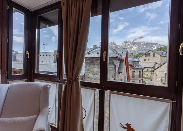 Ermita De San Juan * 特拉马卡斯蒂拉·德·滕